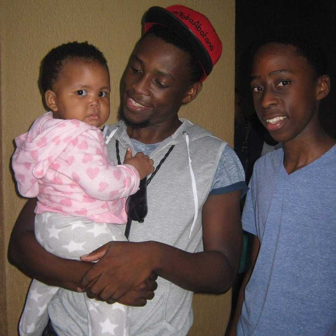Uzalo actors with their spouses and kids Uzalo actors with their spouses and kids