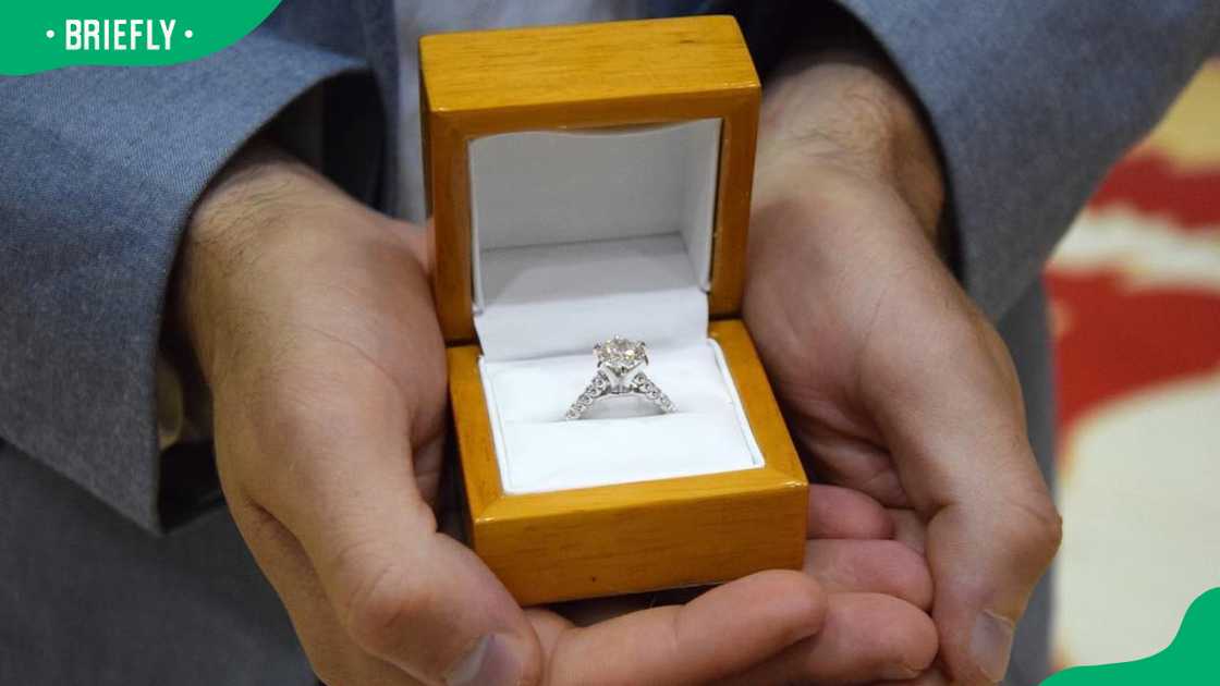 Valerie Guiliani's engagement ring