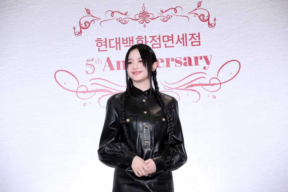 Hanni at the 'Hyundai Department Store Duty Free' 5th Anniversary Hanni at the 'Hyundai Department Store Duty Free' 5th Anniversary