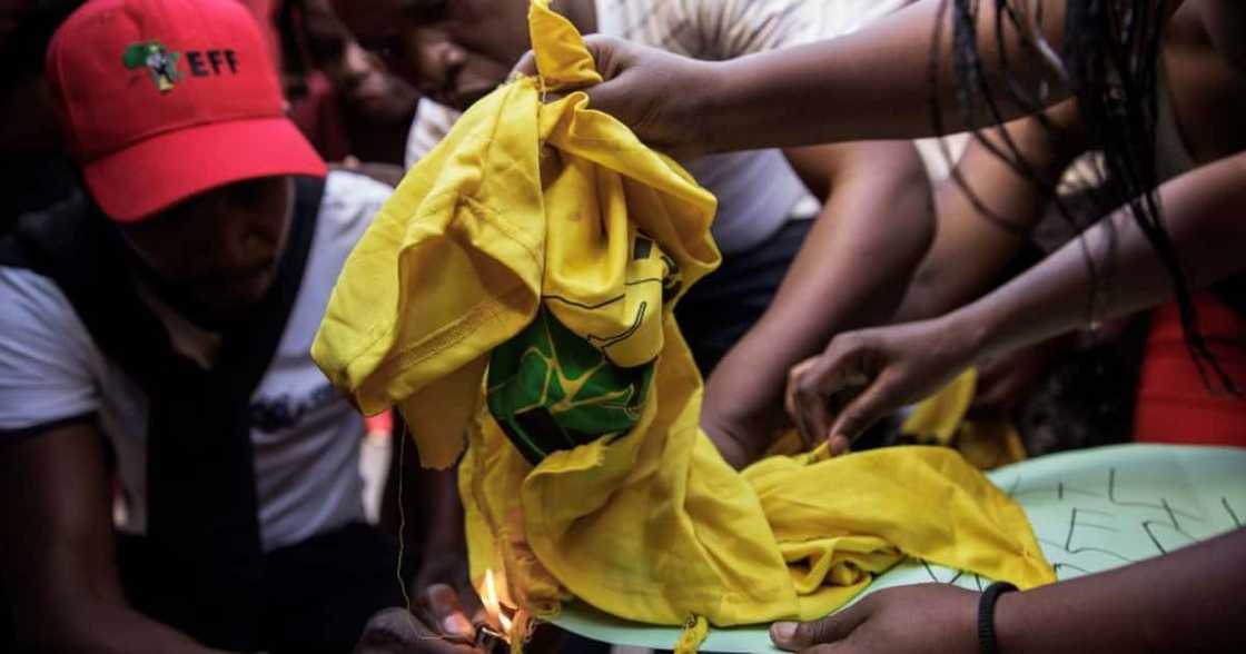 African National Congress, ANC, Clashes, Police, Members, Economic Freedom Fighters, EFF, Incidents, Kwa Dambuza, Willowfontein, Pietermaritzburg, KwaZulu Natal, South African Police Service, SAPS