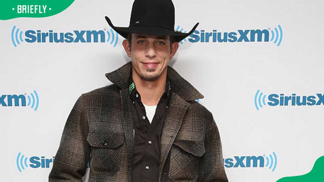 B Mauney at SiriusXM Studios B Mauney at SiriusXM Studios