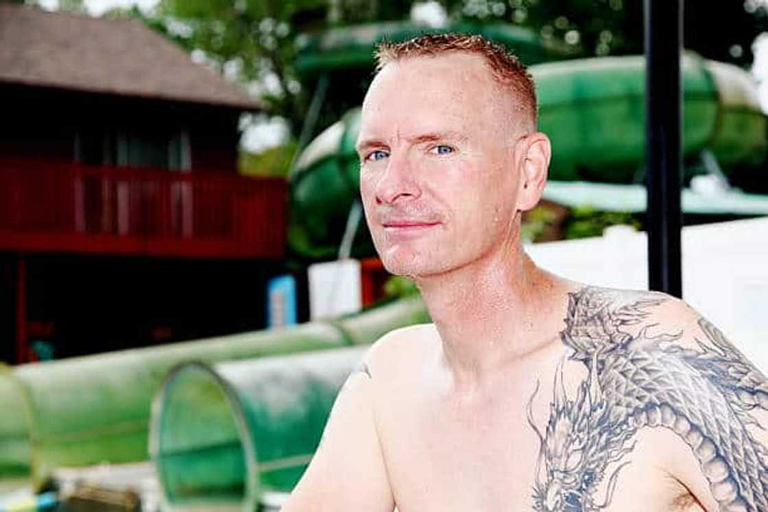 Do upper chest tattoos hurt? Do upper chest tattoos hurt?