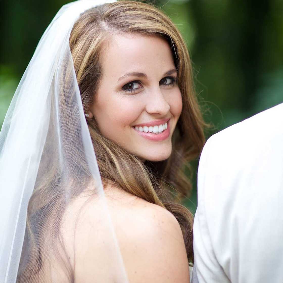 Julie Hampton Julie Hampton