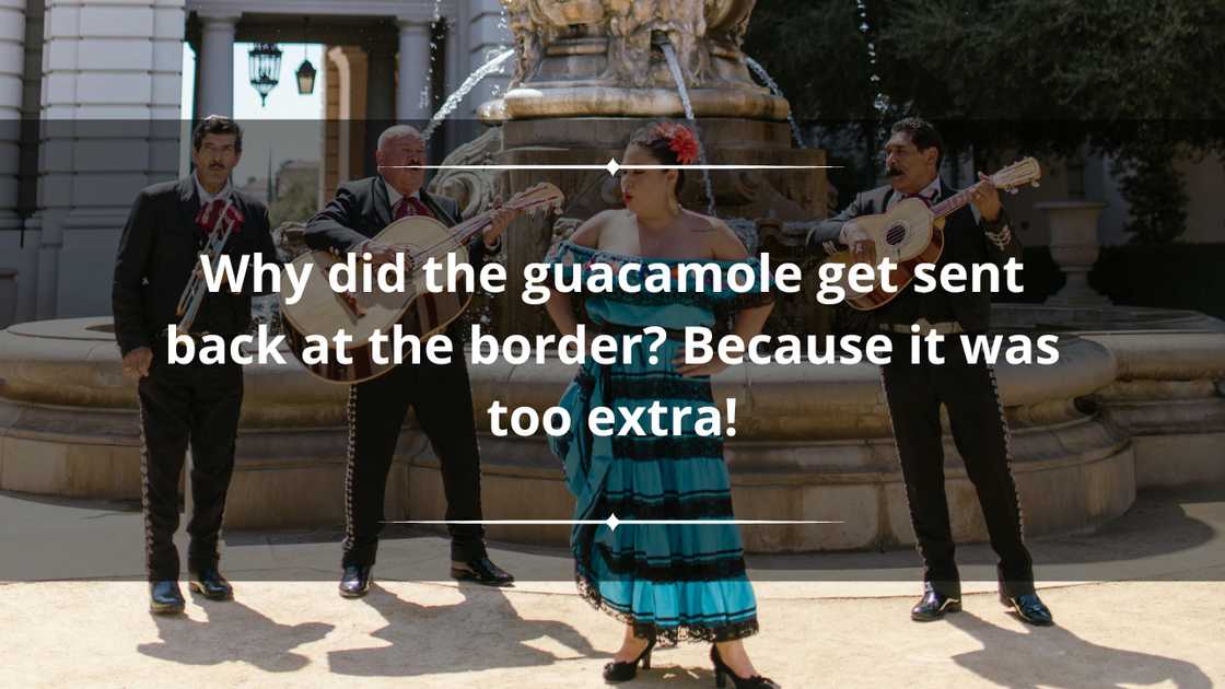 Mexican jokes about border