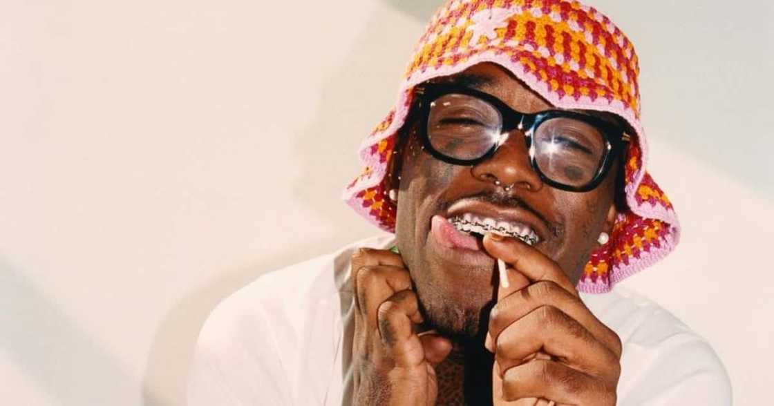 US rapper Lil Uzi Vert gets KSh 2.6 billion pink diamond implanted on his forehead US rapper Lil Uzi Vert gets KSh 2.6 billion pink diamond implanted on his forehead