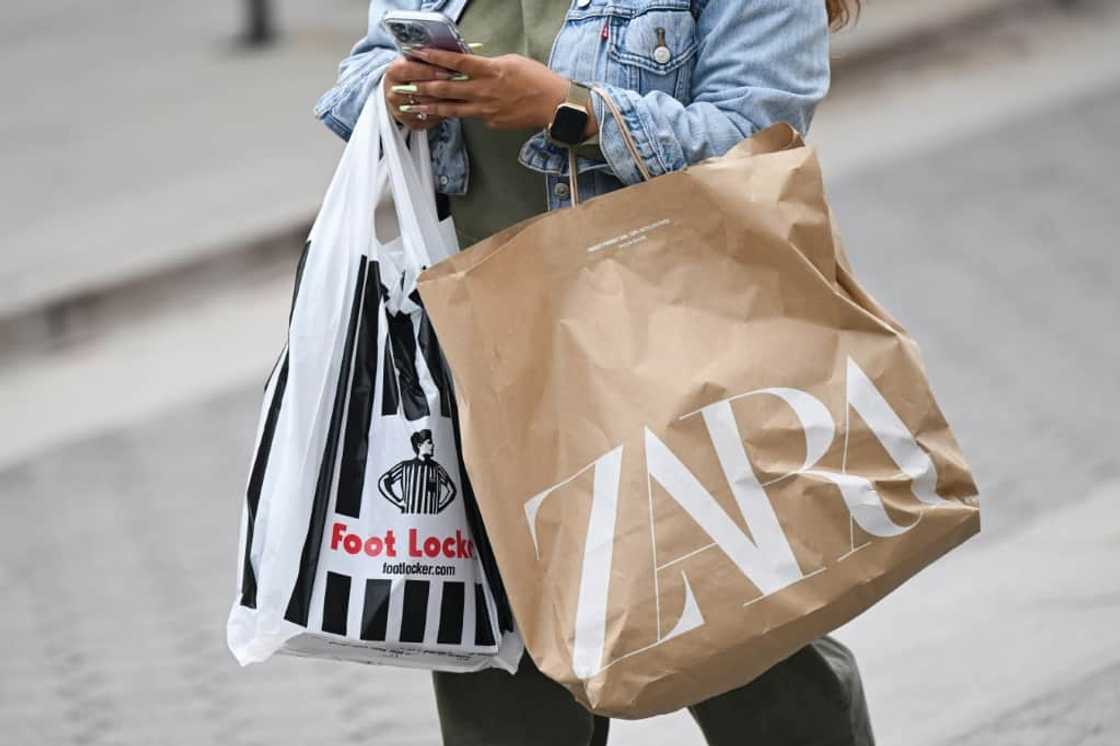 Retail sales in the US shrank for a second straight month in March, according to government data Retail sales in the US shrank for a second straight month in March, according to government data