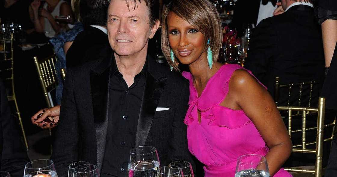 Gorgeous Model Iman's hubby Bowie died in 2016. Gorgeous Model Iman's hubby Bowie died in 2016.