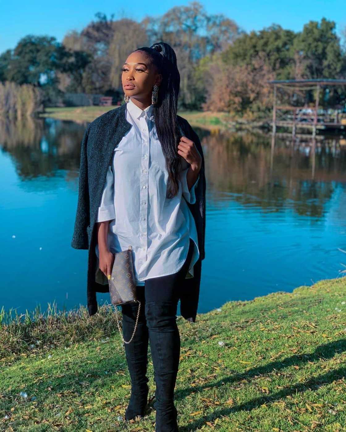 Zola Nombona career Zola Nombona career