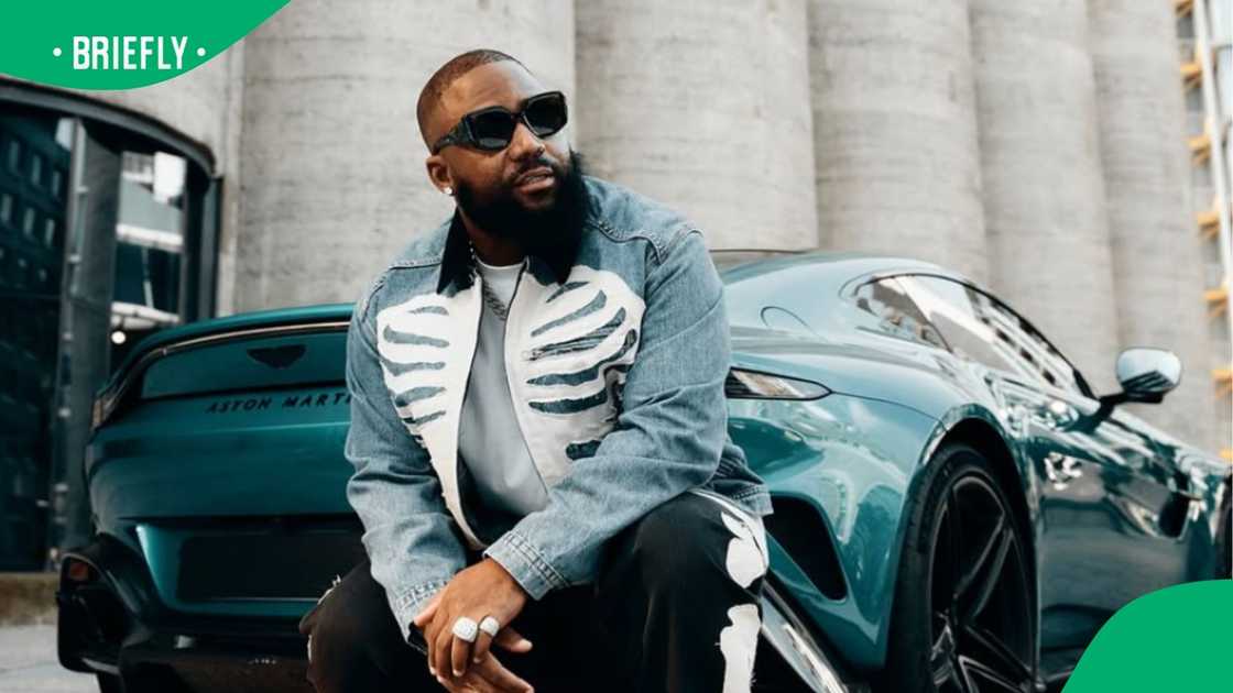 Cassper Nyovest debuted his new watch Cassper Nyovest debuted his new watch