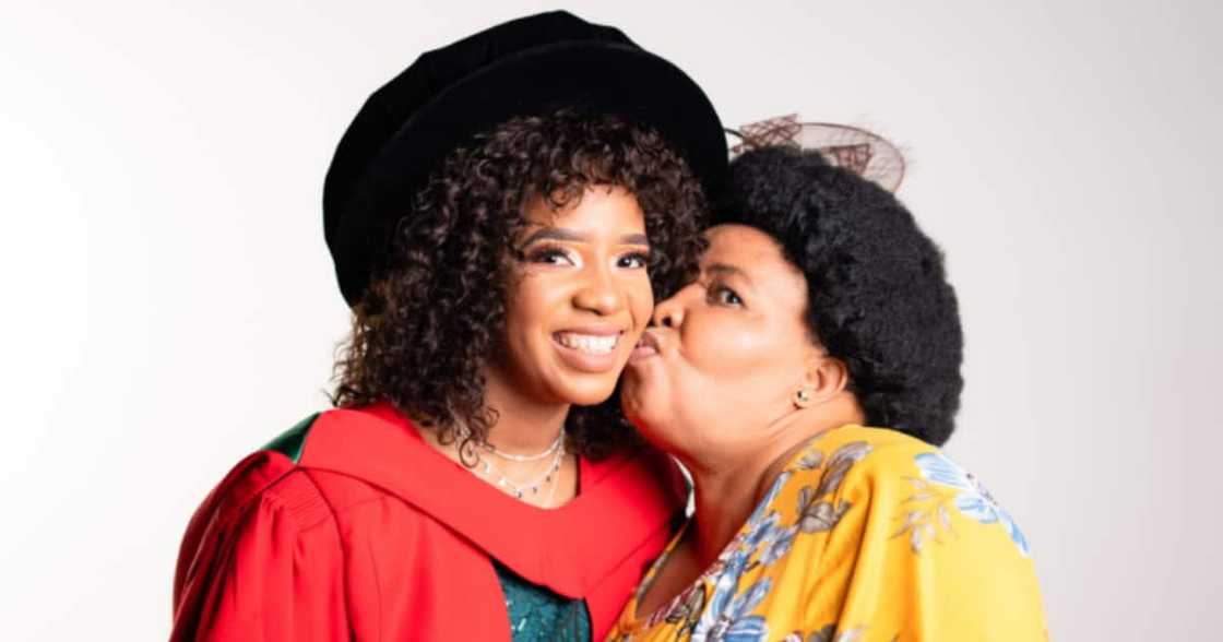 Graduate Celebrates Bagging PhD in Astrophysics, Mzansi Wants Her at NASA Graduate Celebrates Bagging PhD in Astrophysics, Mzansi Wants Her at NASA