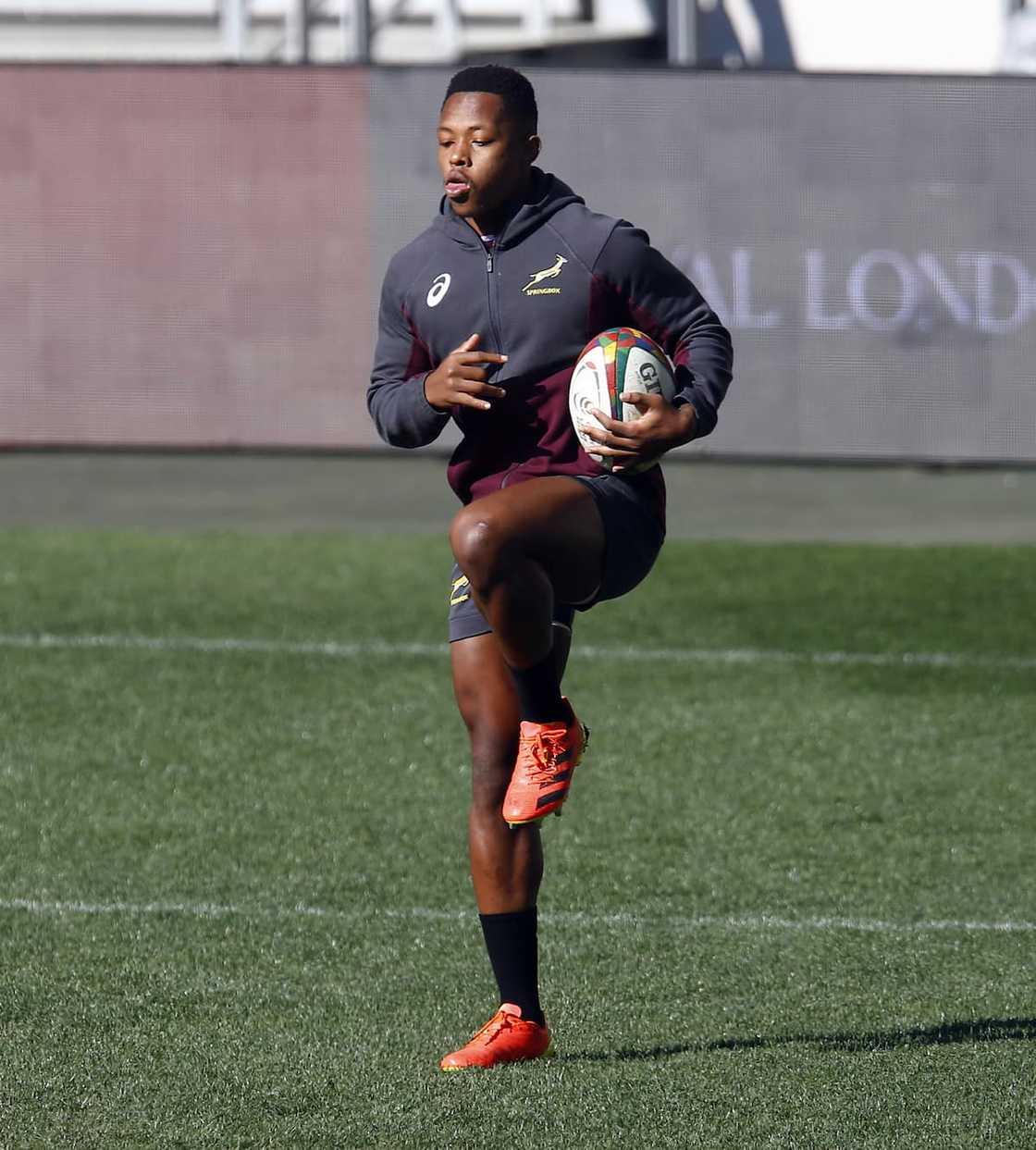 Why is Sbu Nkosi not playing for the Springboks?