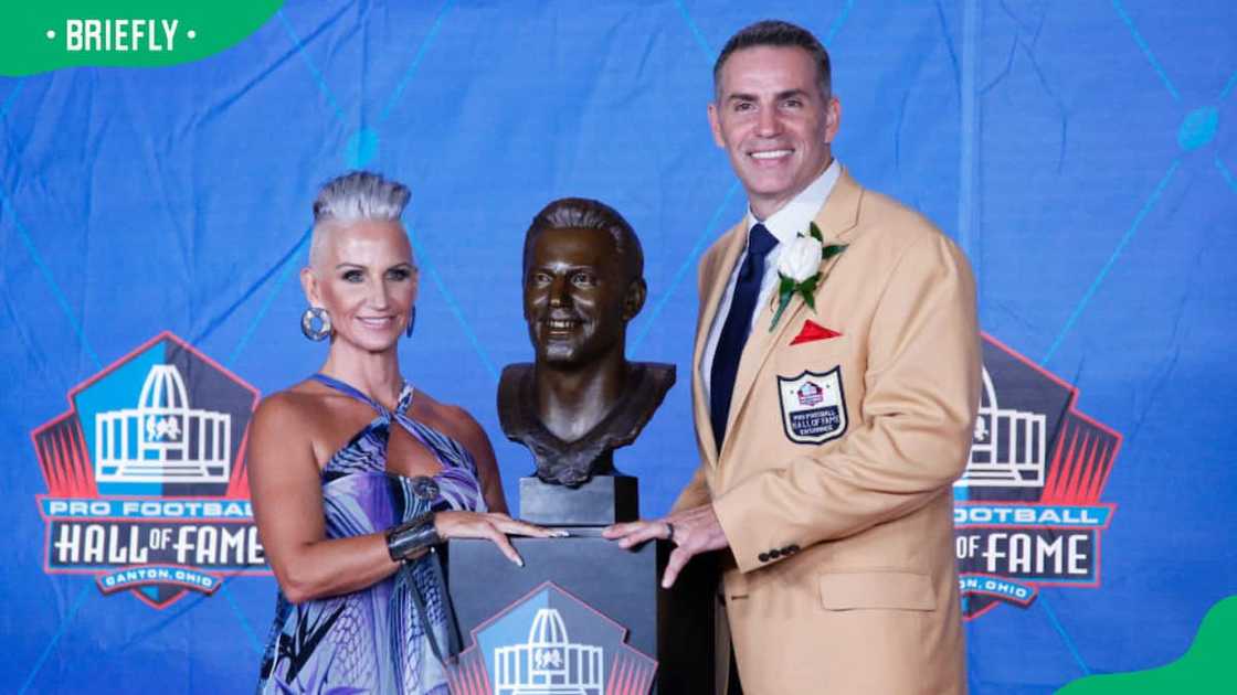 Who is Kurt Warner's wife? Who is Kurt Warner's wife?