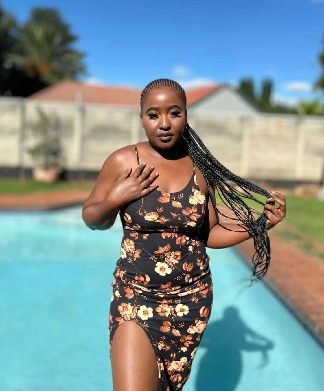 A grandma's bold advice to her granddaughter about side chicks sparked a buzz in Mzansi. A grandma's bold advice to her granddaughter about side chicks sparked a buzz in Mzansi.