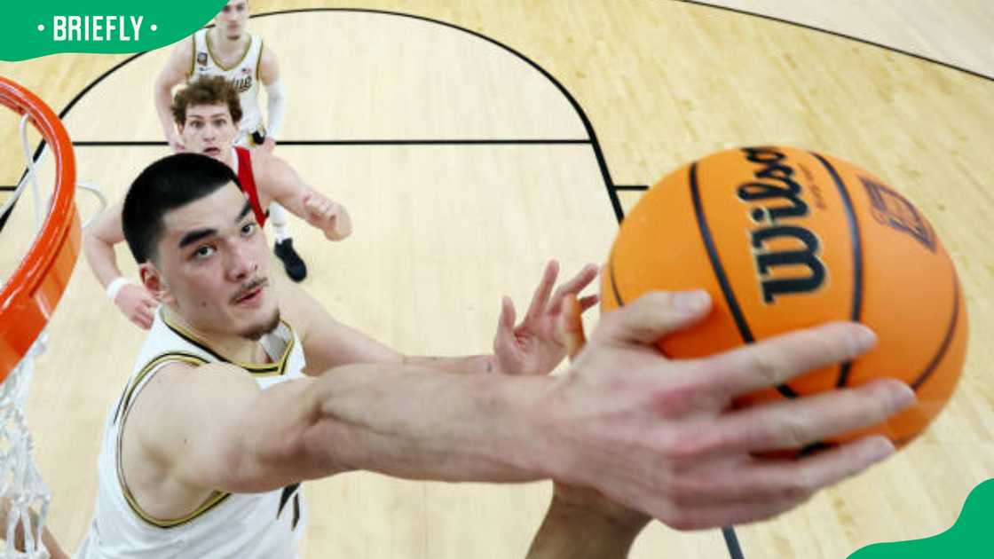 Men playing basketball