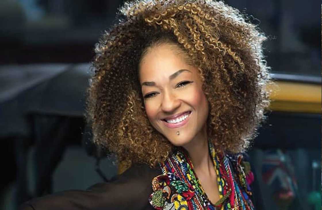 Africa Magic Riona Africa Magic Riona