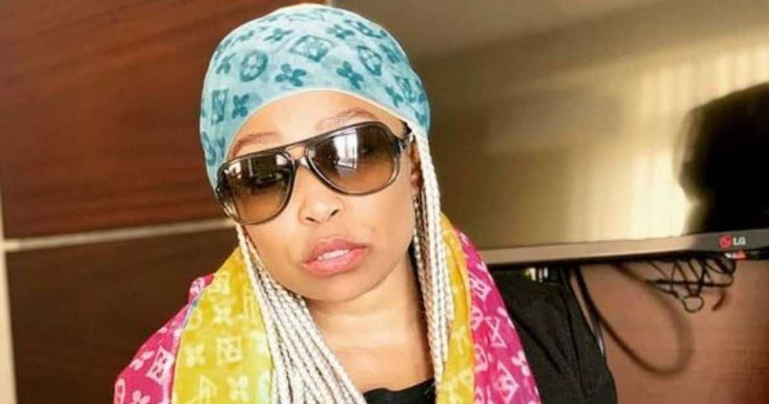 Side bae anthem, Nomfusi, defends 'the other woman', in her new single, 'Nomana' Side bae anthem, Nomfusi, defends 'the other woman', in her new single, 'Nomana'