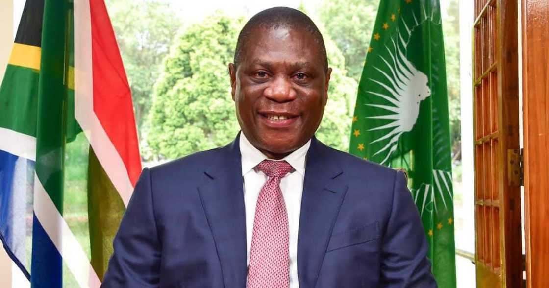 Paul Mashatile delivers message