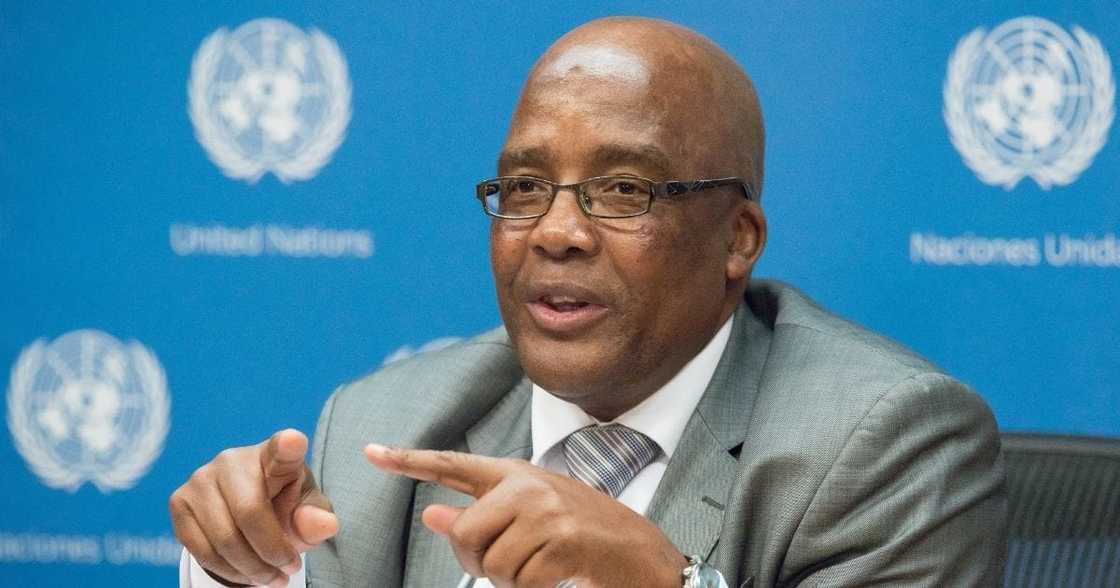 Home Affairs, reclassified, security, open, Saturdays, overtime, Labour unions Home Affairs, reclassified, security, open, Saturdays, overtime, Labour unions