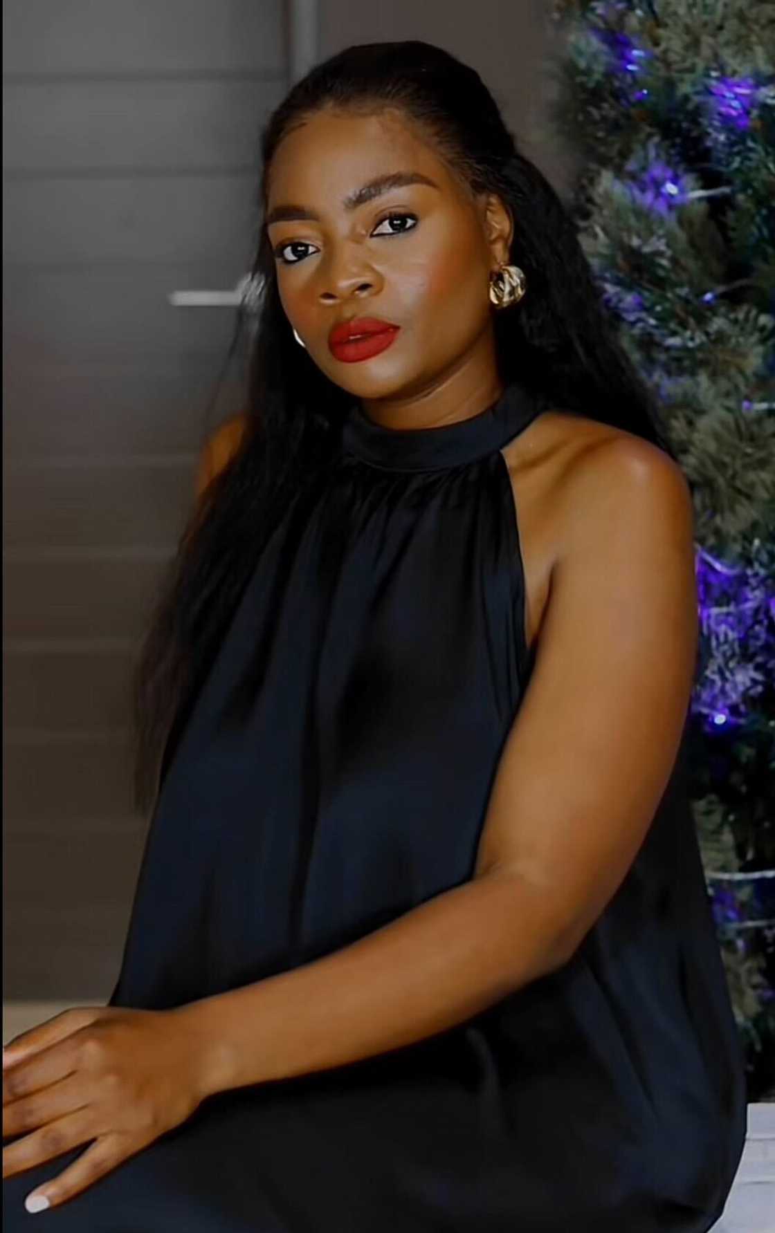 A woman presented South Africans with Jet's summer dress collection.