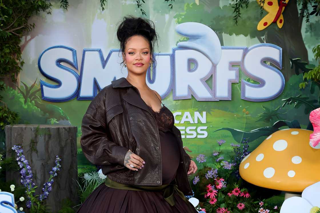 Rihanna attends the Los Angeles Premiere of Paramount Pictures “Smurfs” at Paramount Pictures Studios