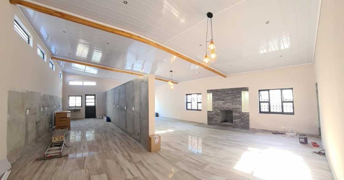 Mzansi lady celebrates nearing end of building beautiful dream home Mzansi lady celebrates nearing end of building beautiful dream home