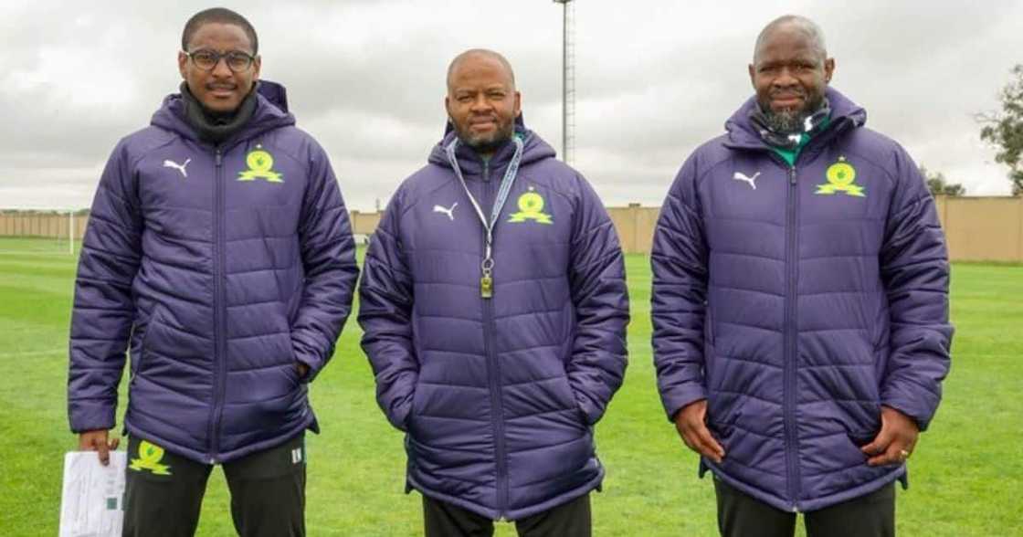 Mamelodi Sundowns, Steve Komphela, Orlando Pirates Mamelodi Sundowns, Steve Komphela, Orlando Pirates