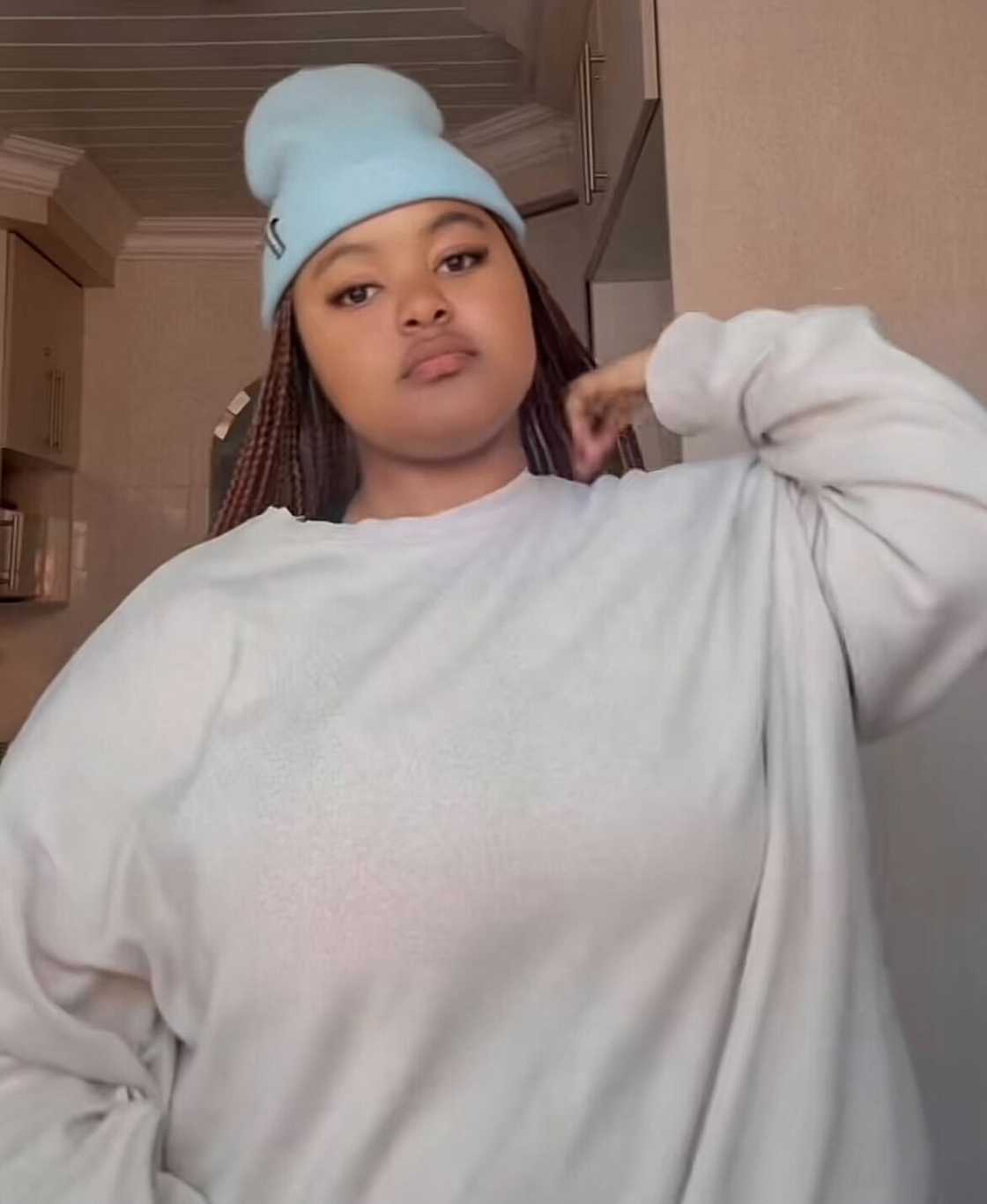 A woman in South Africa got roasted for her cooking attempts. A woman in South Africa got roasted for her cooking attempts.