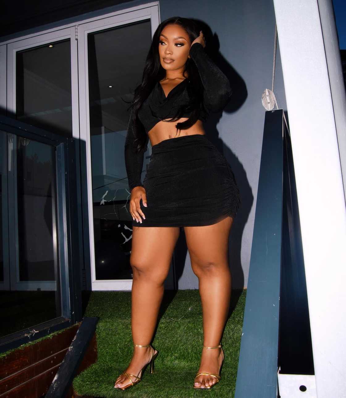 Vuykazi Nciweni showed off her tattoo. Vuykazi Nciweni showed off her tattoo.