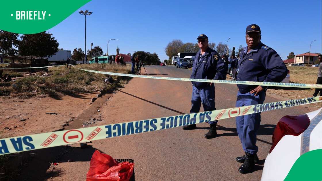 The neighbour reportedly told the officer that aproximately nine people are outside his his yard. The neighbour reportedly told the officer that aproximately nine people are outside his his yard.