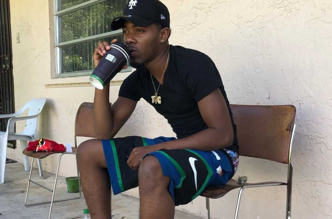 Lit Yoshi's age Lit Yoshi's age