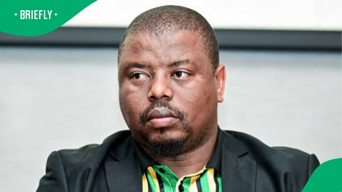 Sipho Hlomuka Sipho Hlomuka