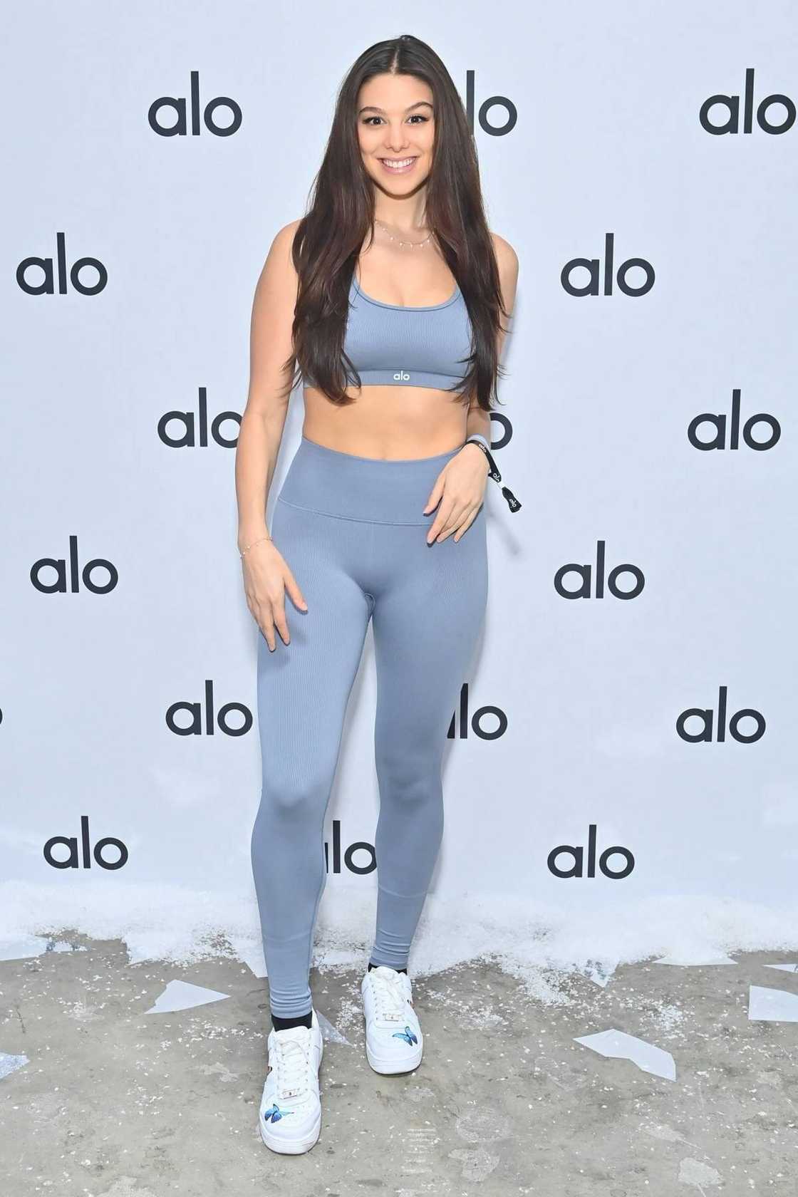 Who is Kira Kosarin? Age, children, songs, height, movies, profiles, net  worth - Briefly.co.za