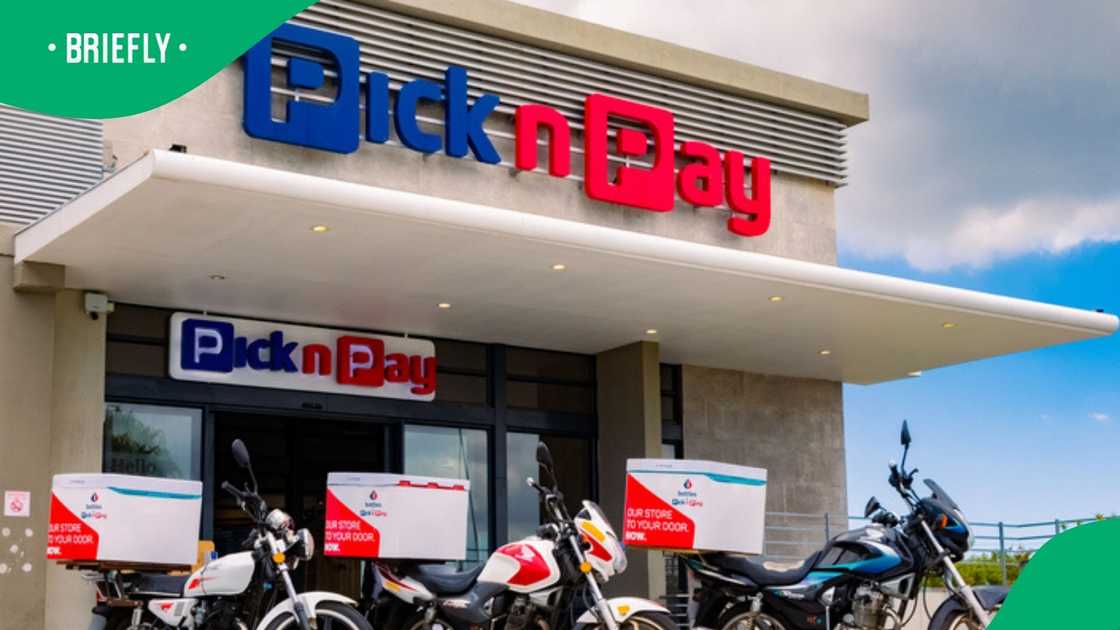 Pick 'n Pay shopper shares cake plug Pick 'n Pay shopper shares cake plug