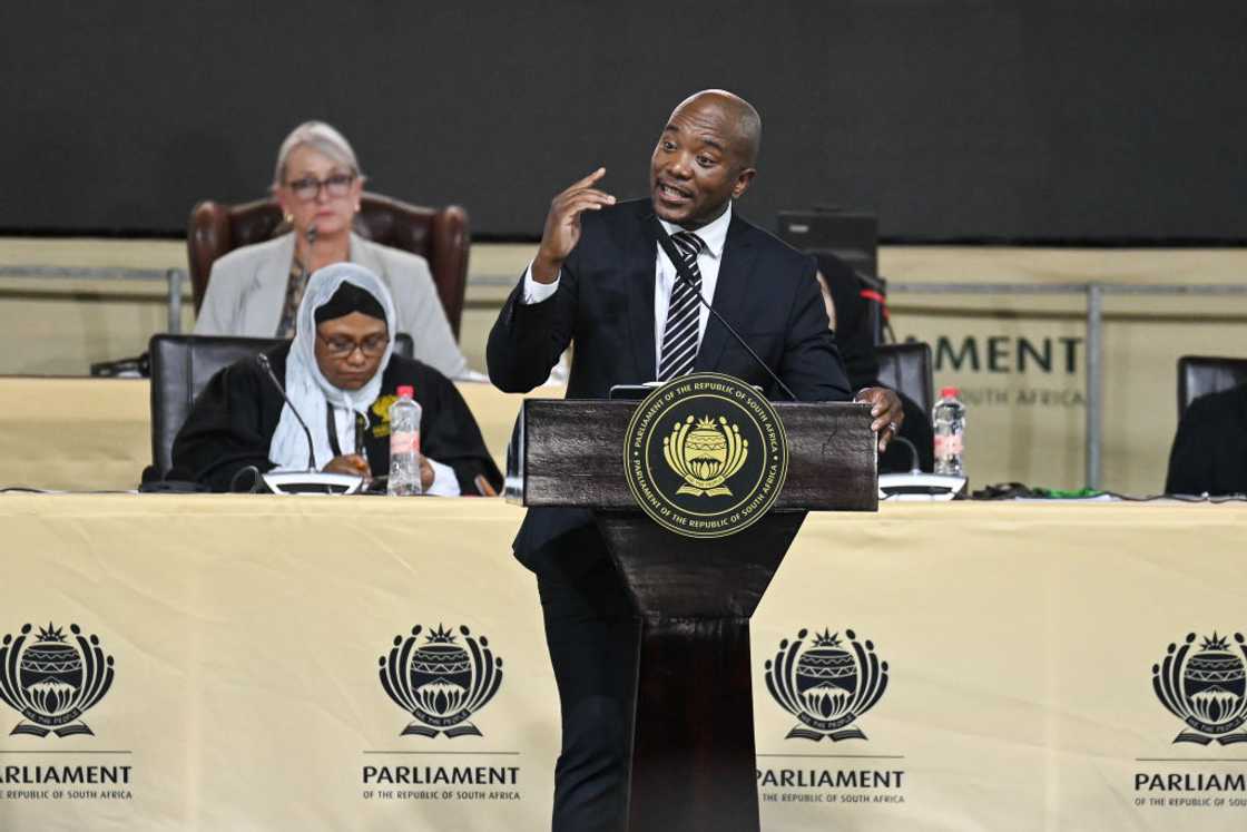 BOSA leader Mmusi Maimane weighed in on a tweet from Dan Roodt BOSA leader Mmusi Maimane weighed in on a tweet from Dan Roodt