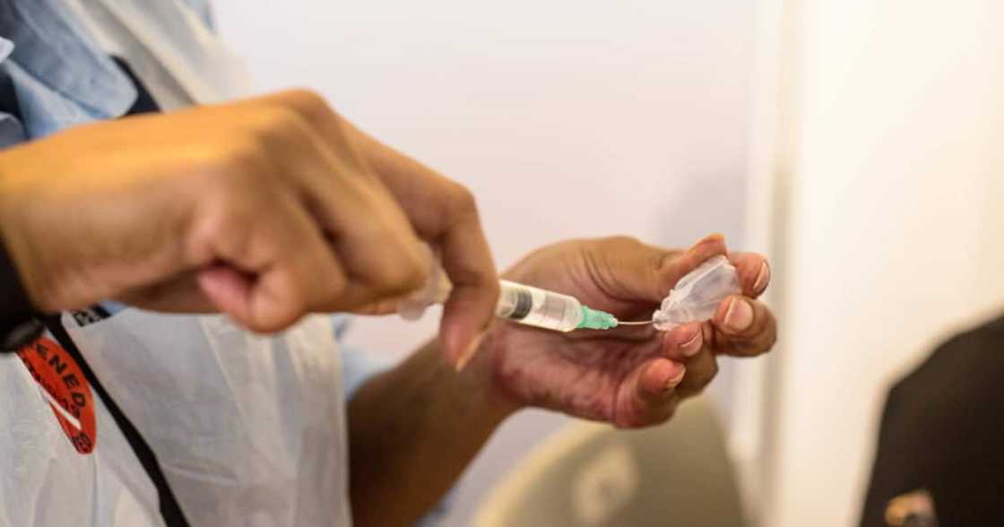 Robbery, Vaccination Site, Covid-19, Soshanguve, Gauteng, Taxi Rank Robbery, Vaccination Site, Covid-19, Soshanguve, Gauteng, Taxi Rank