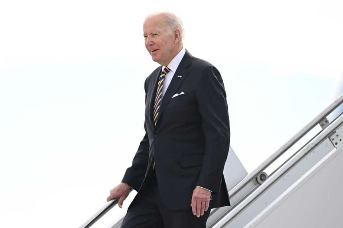 US President Joe Biden, currently on an Asian tour, phoned Mark Kelly to congratulate him on his Senate win