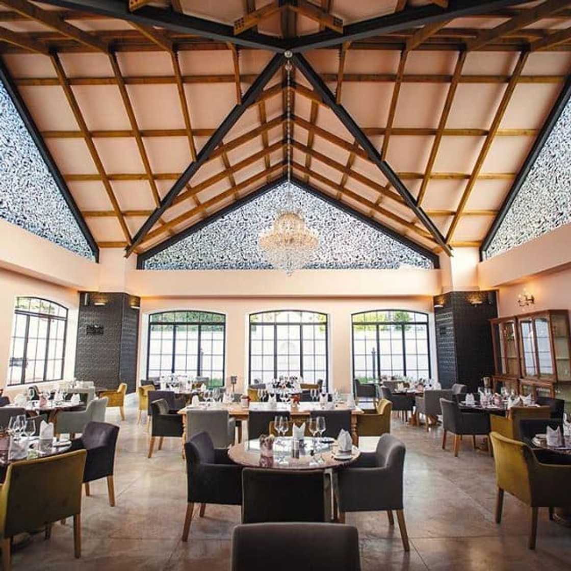 The best restaurants in Stellenbosch wine farms The best restaurants in Stellenbosch wine farms