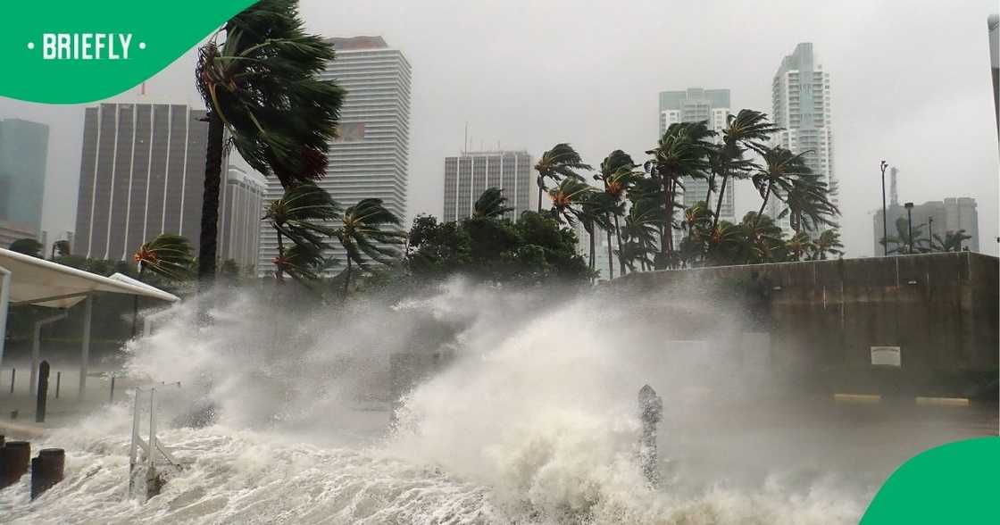 Mzansi anxious about Cape Town weather