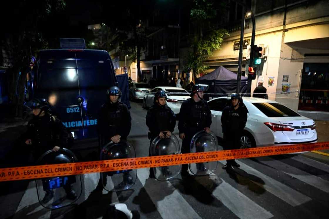 Police stand guard outside the residence of Vice President Cristina Kirchner in Buenos Aires on September 1, 2022 Police stand guard outside the residence of Vice President Cristina Kirchner in Buenos Aires on September 1, 2022