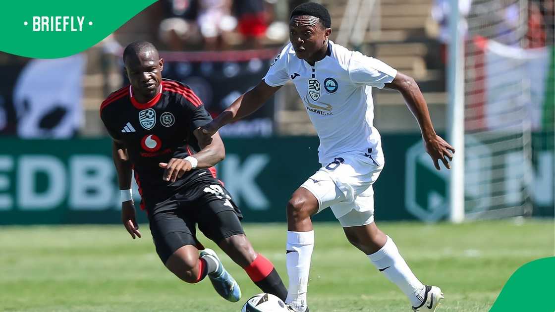 Tlakusani Mthethwa is a regular for Richards Bay. Tlakusani Mthethwa is a regular for Richards Bay.