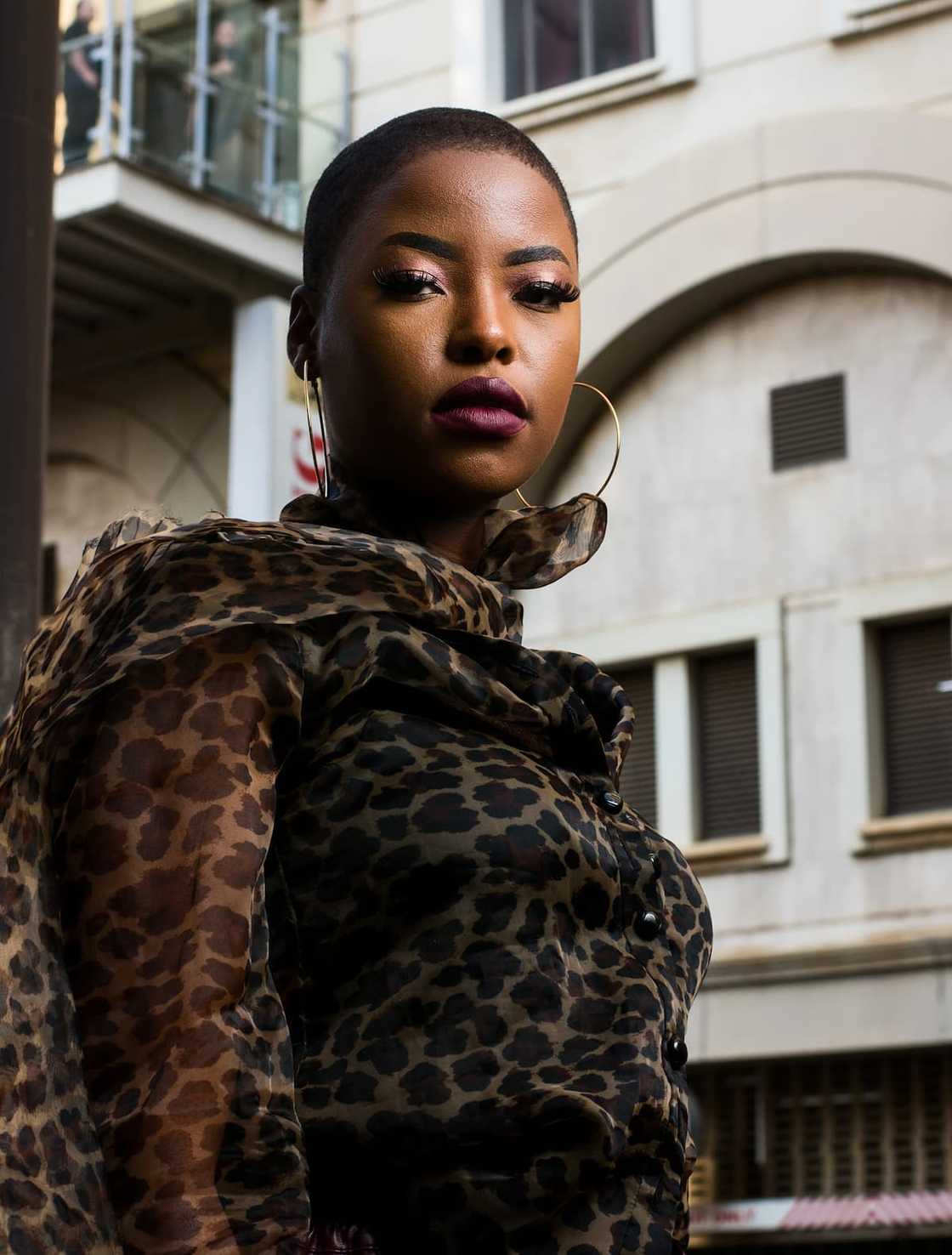 Azana Azana
