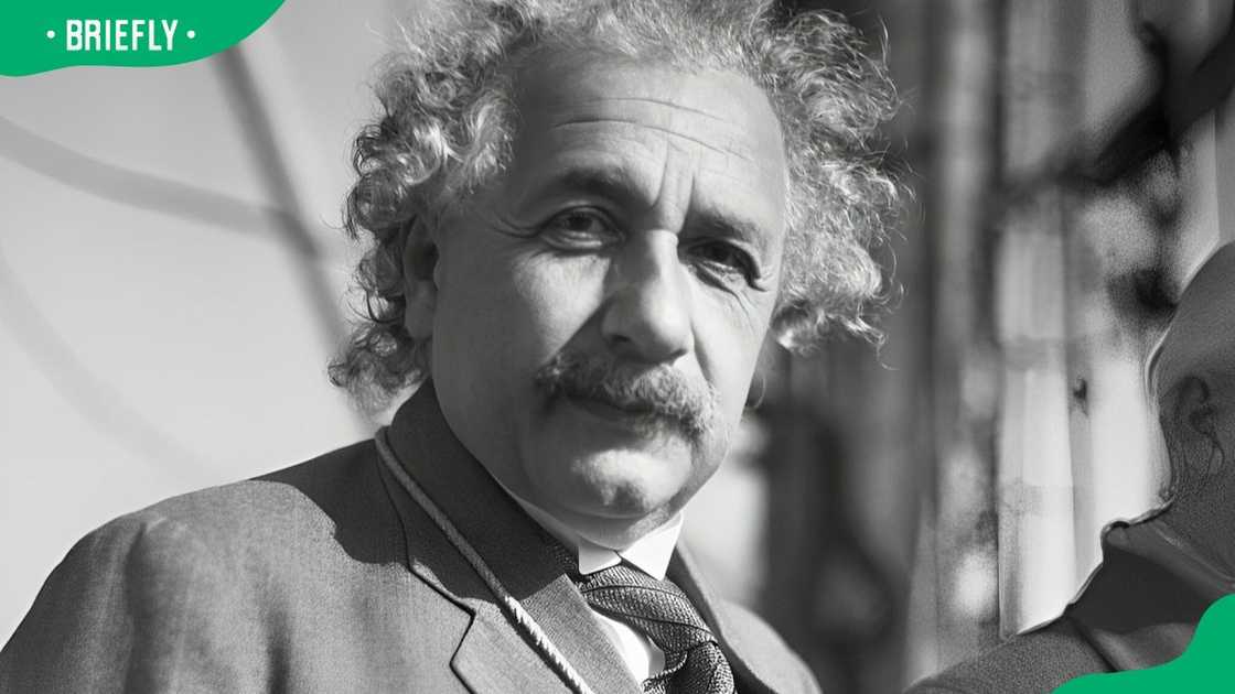 Albert Einstein at the California University of Technology in 1900 Albert Einstein at the California University of Technology in 1900
