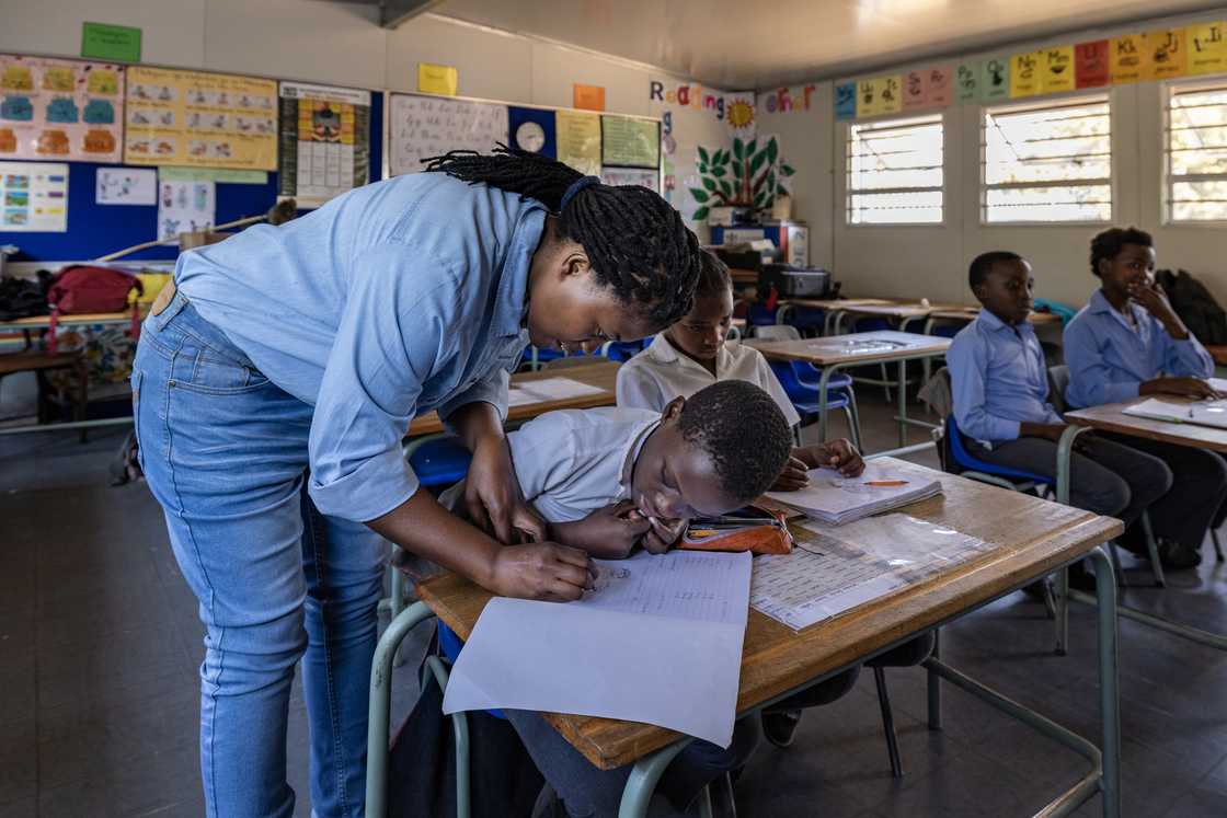Teachers often get gestures of appreciation from their students Teachers often get gestures of appreciation from their students