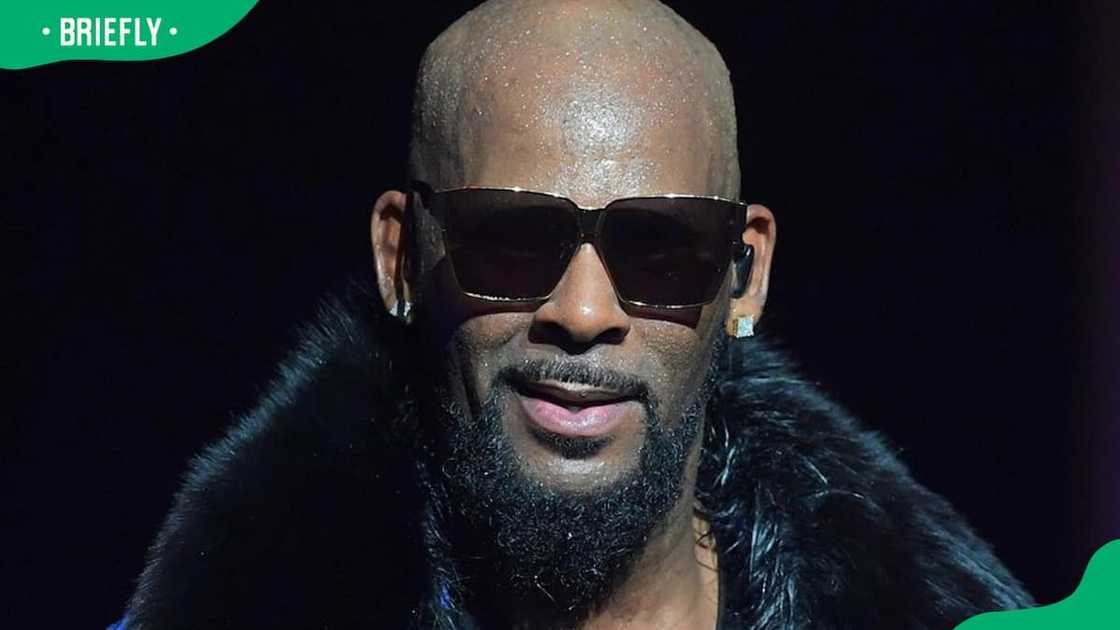 R. Kelly at Fox Theater R. Kelly at Fox Theater