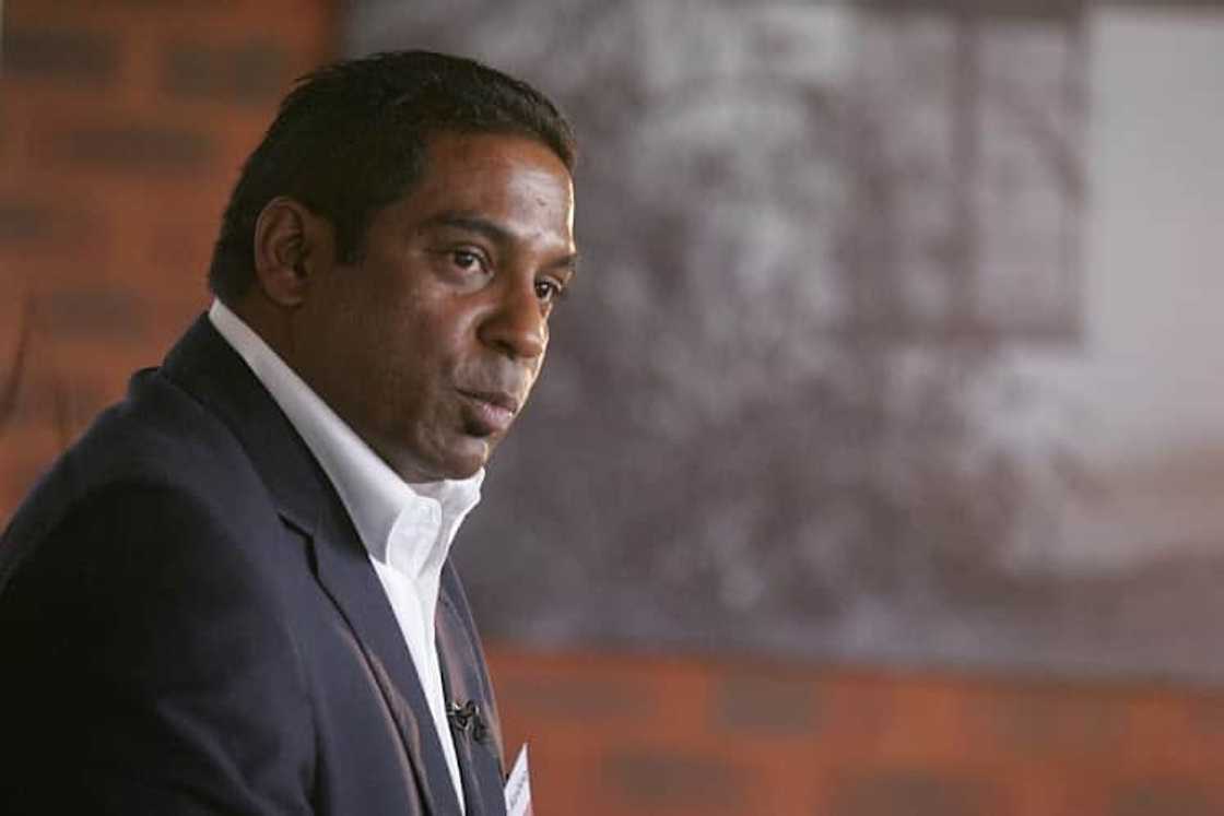 Is Lawson Naidoo dating or married? Is Lawson Naidoo dating or married?