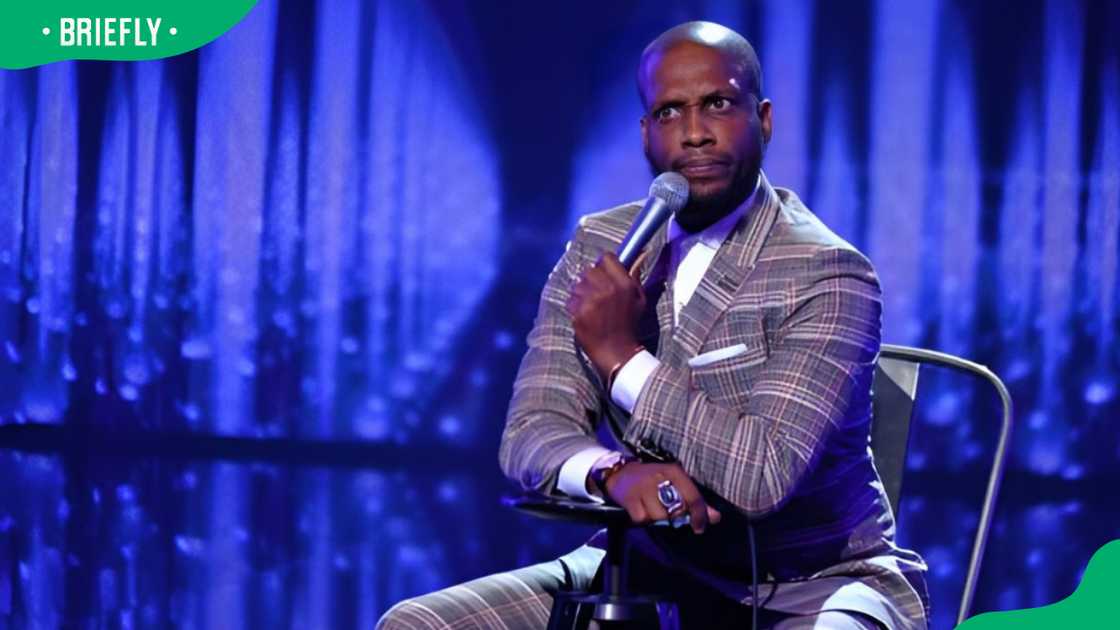 Ali Siddiq on stage Ali Siddiq on stage