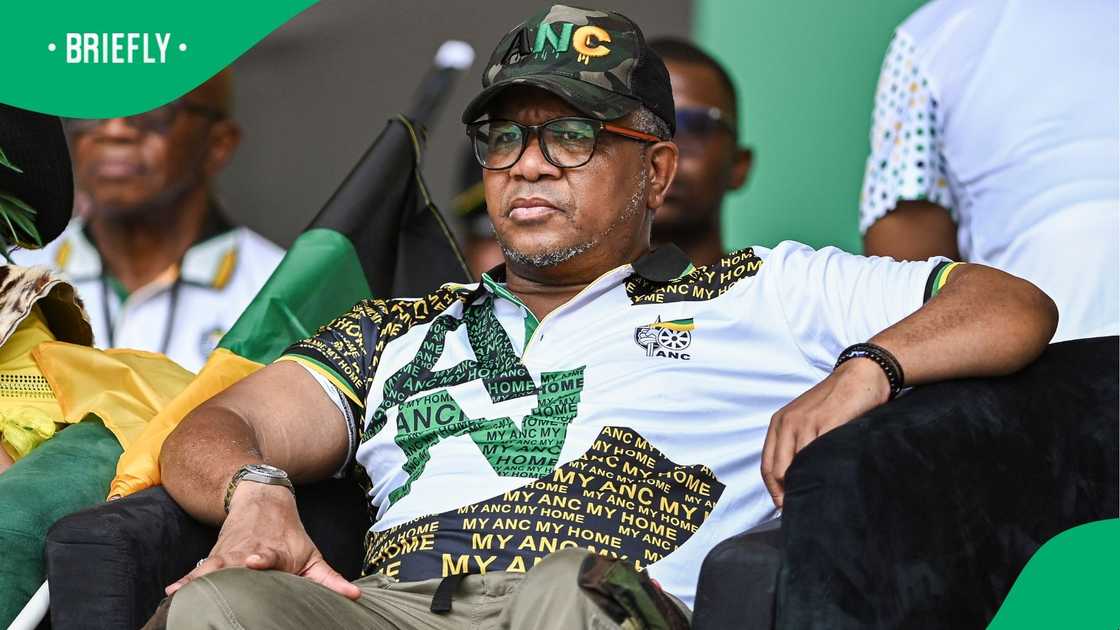 Fikile Mbalula has been critical of Tony Yengeni in the past.