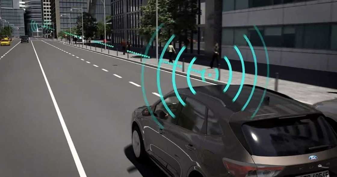 Ford is working on Smart Traffic Lights that will Go Green for Emergency Vehicles Ford is working on Smart Traffic Lights that will Go Green for Emergency Vehicles