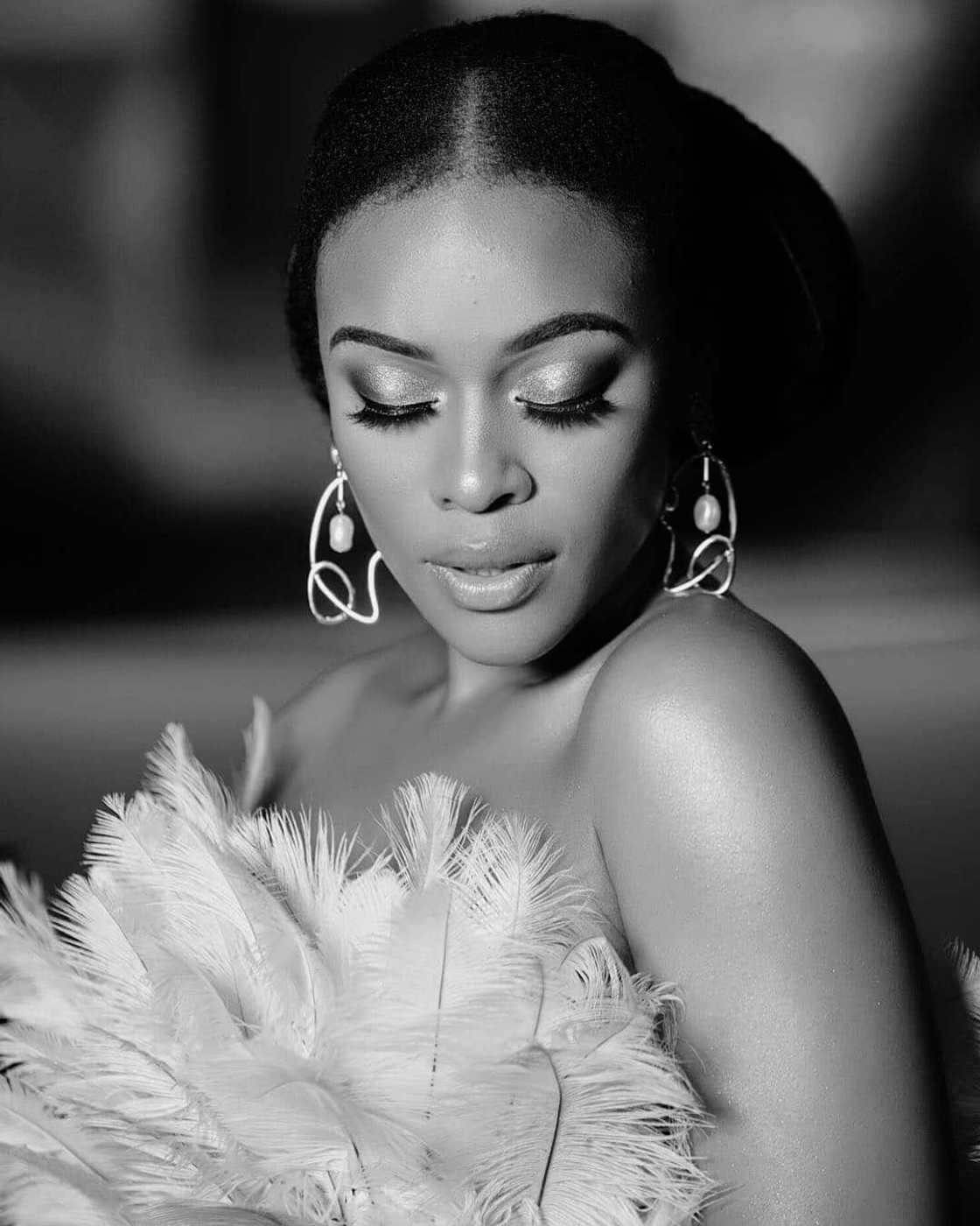 Nomzamo Mbatha Nomzamo Mbatha