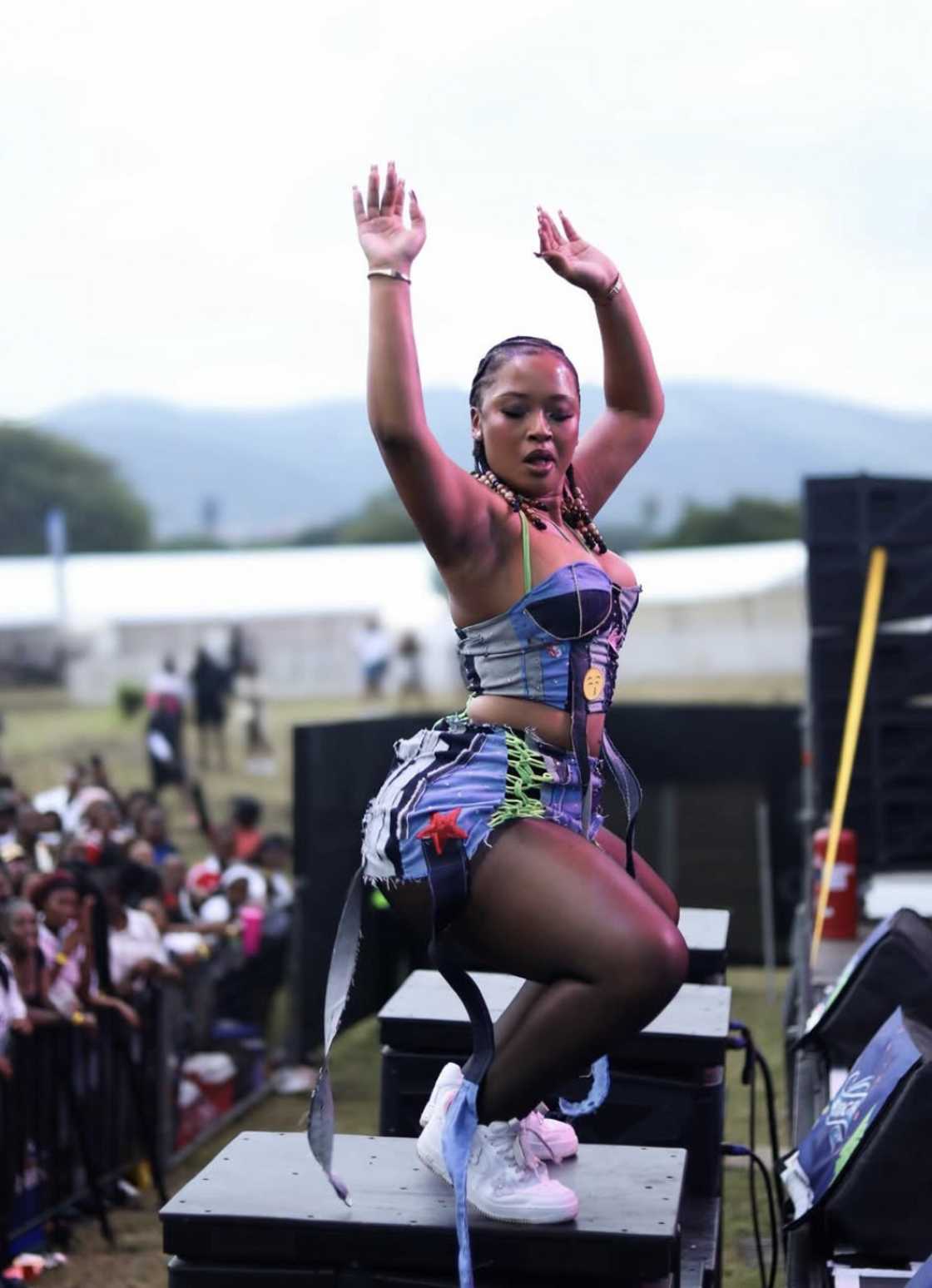 Cyan Boujee has reportedly closed off her bookings